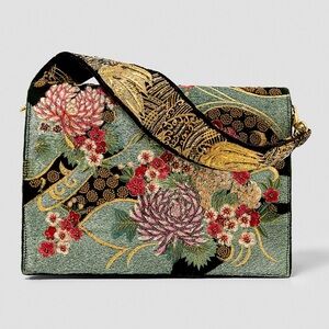 New Zara Beaded Embroidered Floral Velvet Clutch Purse 4751/210 Limited Edition